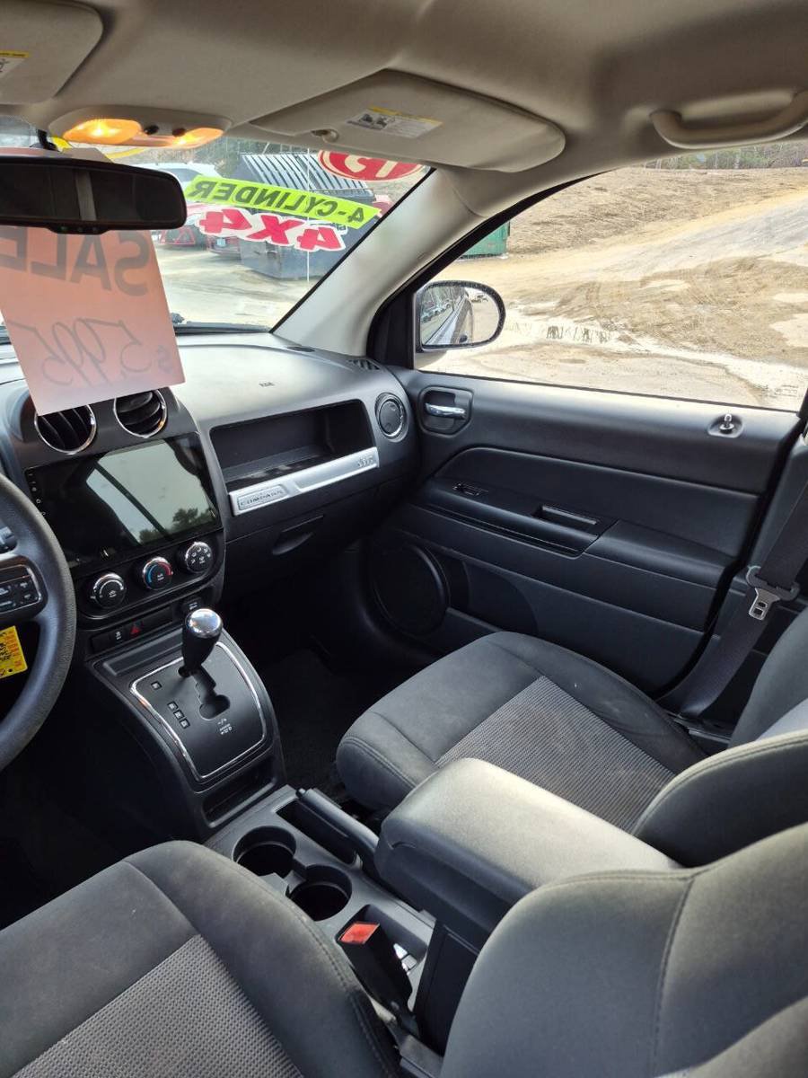 Used 2016 Jeep Compass Sport w/ Power Value Group AWD/4WD image 11