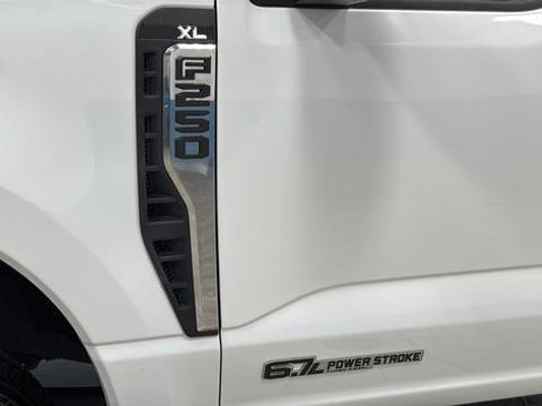 Used 2023 Ford F250 XL AWD/4WD image 37