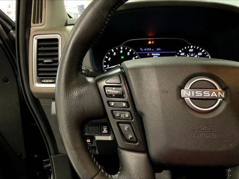 Used 2023 Nissan Frontier SV w/ SV Convenience Package AWD/4WD image 12