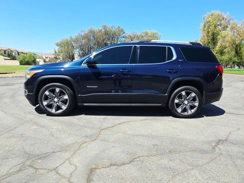 Used 2017 GMC Acadia SLT w/ LPO, Cargo Package FWD image 5