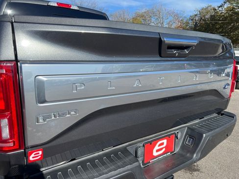 Used 2017 Ford F150 Platinum w/ Equipment Group 701A Luxury image 46
