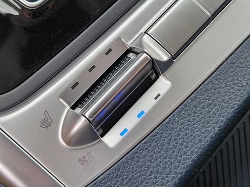 New 2026 Kia Carnival SX w/ SX Dark Edition Package FWD image 19