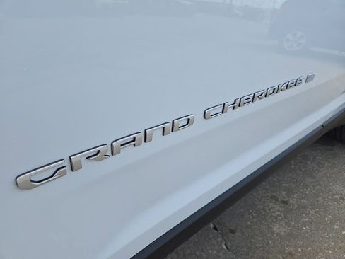 New 2026 Jeep Grand Cherokee Limited AWD/4WD image 20