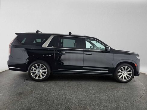 Used 2024 Cadillac Escalade ESV Premium Luxury Platinum AWD/4WD image 2