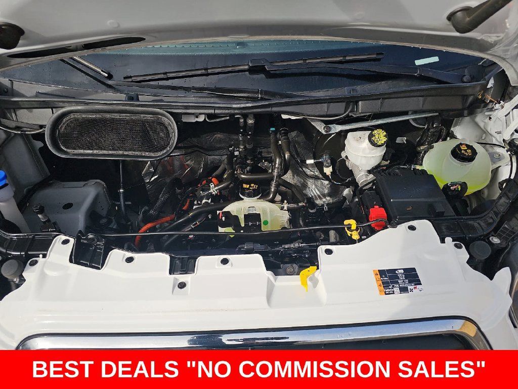 Used 2022 Ford E-Transit Medium Roof RWD image 32