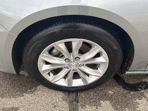 Used 2023 Chevrolet Malibu LT image 11