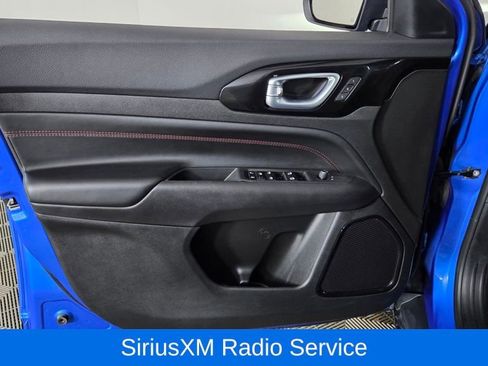 Used 2024 Jeep Compass Trailhawk w/ Trailhawk Elite Group image 14