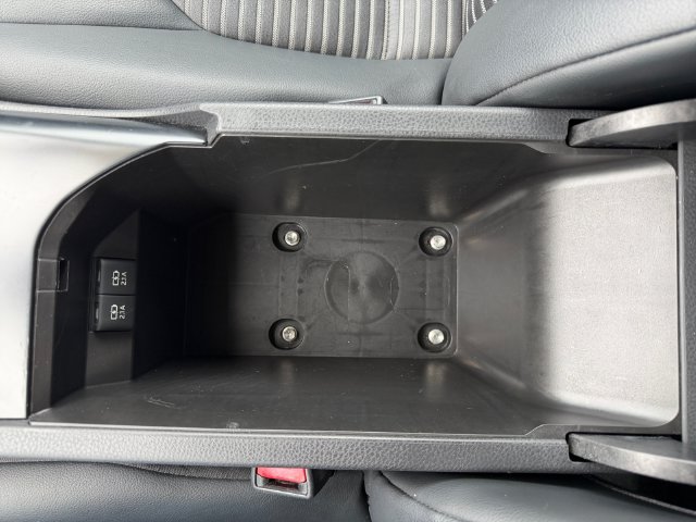 Certified 2020 Toyota Camry SE FWD image 30