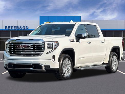 Used 2024 GMC Sierra 1500 Denali w/ Technology Package AWD/4WD image 8