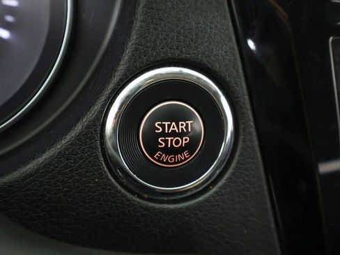 Used 2017 Nissan Rogue SV FWD image 35