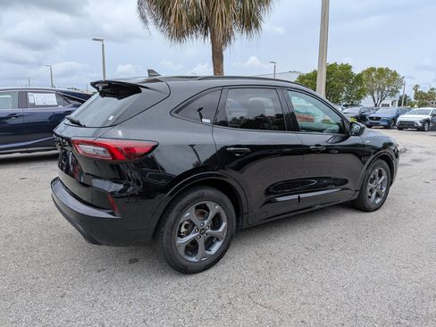 Used 2024 Ford Escape ST-Line FWD image 4