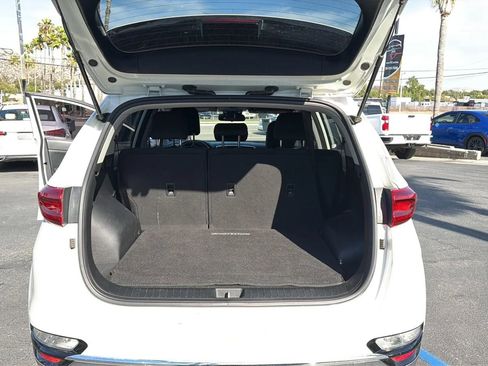 Used 2021 Kia Sportage LX AWD/4WD image 10