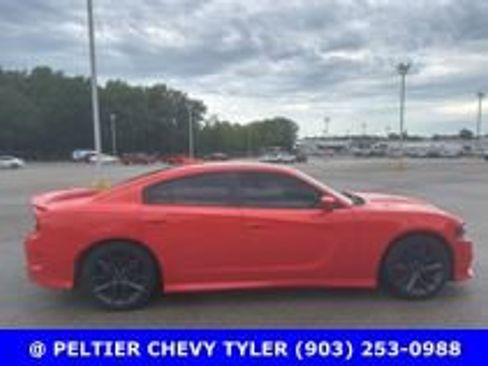 Used 2019 Dodge Charger GT RWD image 8