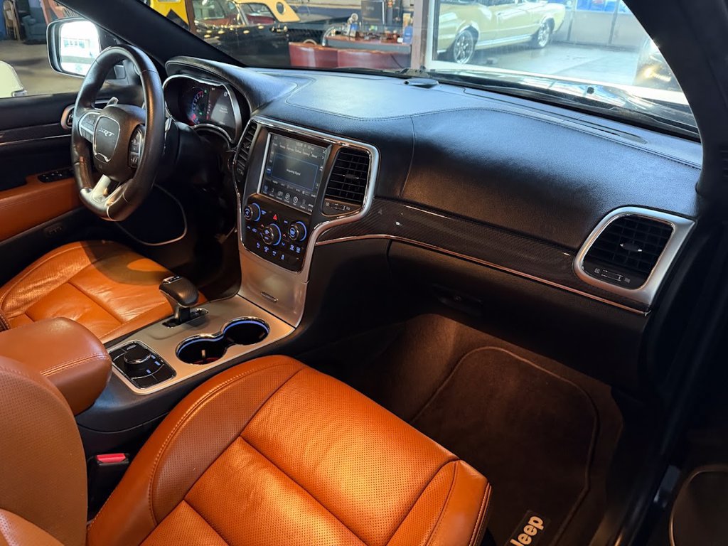 Used 2014 Jeep Grand Cherokee SRT8 w/ Luxury Group II AWD/4WD image 13