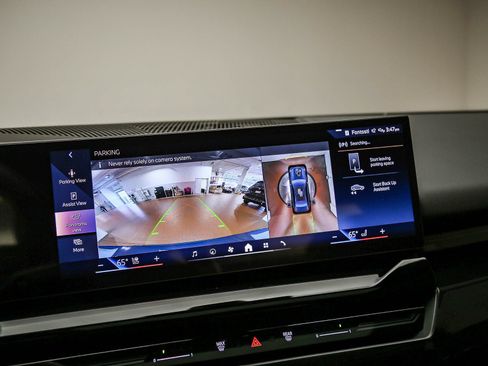 Used 2026 BMW 530i w/ M Sport Package RWD image 24