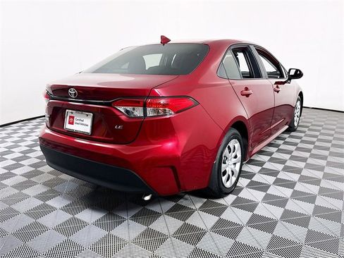 Certified 2025 Toyota Corolla LE image 27