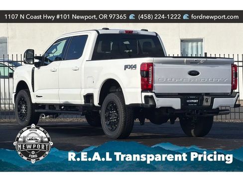 New 2026 Ford F250 Lariat w/ Black Appearance Package AWD/4WD image 8