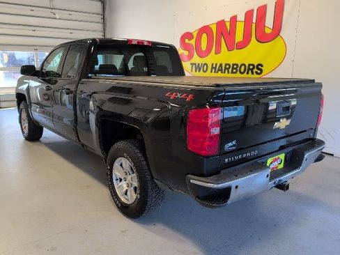 Used 2018 Chevrolet Silverado 1500 LT w/ All Star Edition AWD/4WD image 2