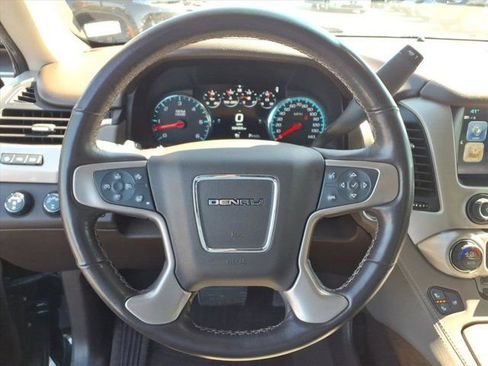 Used 2020 GMC Yukon Denali w/ Open Road Package image 18