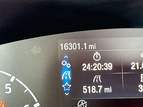 Used 2024 Ford Maverick XLT w/ XLT Luxury Package image 12