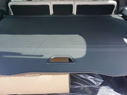 Certified 2025 Mercedes-Benz GLB 250 image 74