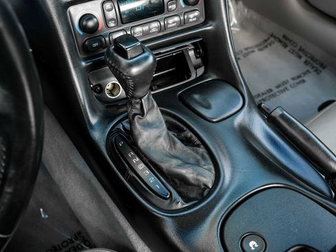 Used 2000 Chevrolet Corvette w/ Memory Pkg image 20