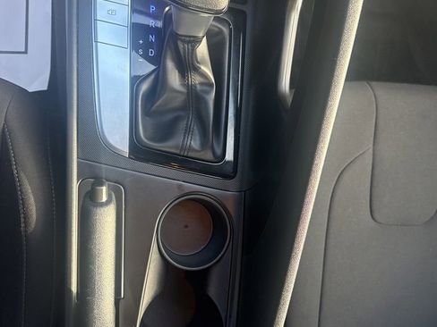 Used 2023 Hyundai Elantra SEL w/ Preferred Accessory Package image 22