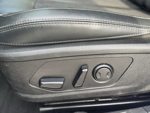 Used 2023 Kia K5 GT-Line w/ GT-Line Premium Package image 5