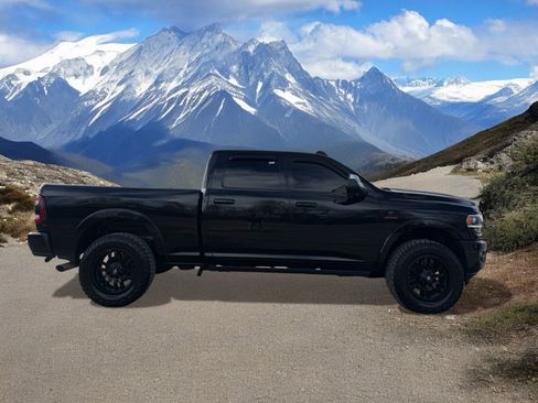 Used 2020 RAM 2500 Laramie image 6