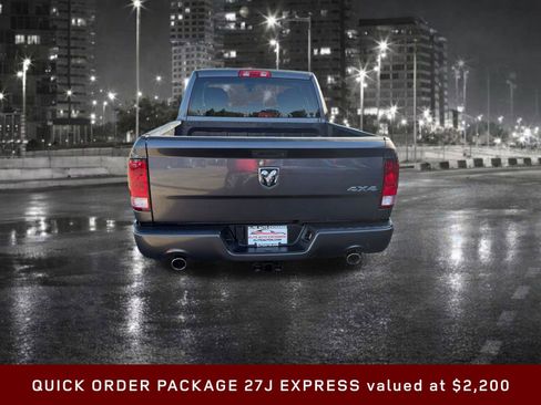 Used 2018 RAM 1500 Express w/ Express Value Package AWD/4WD image 5