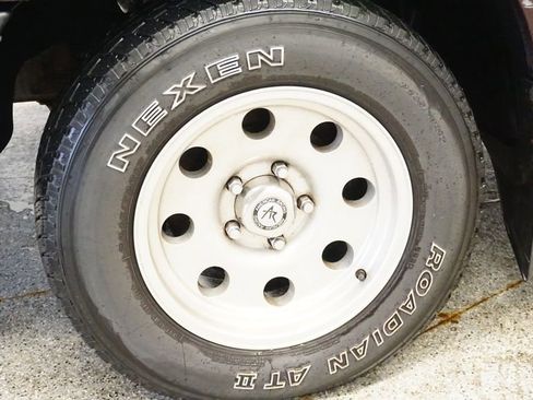 Used 2005 Dodge Ram 1500 Truck ST image 11