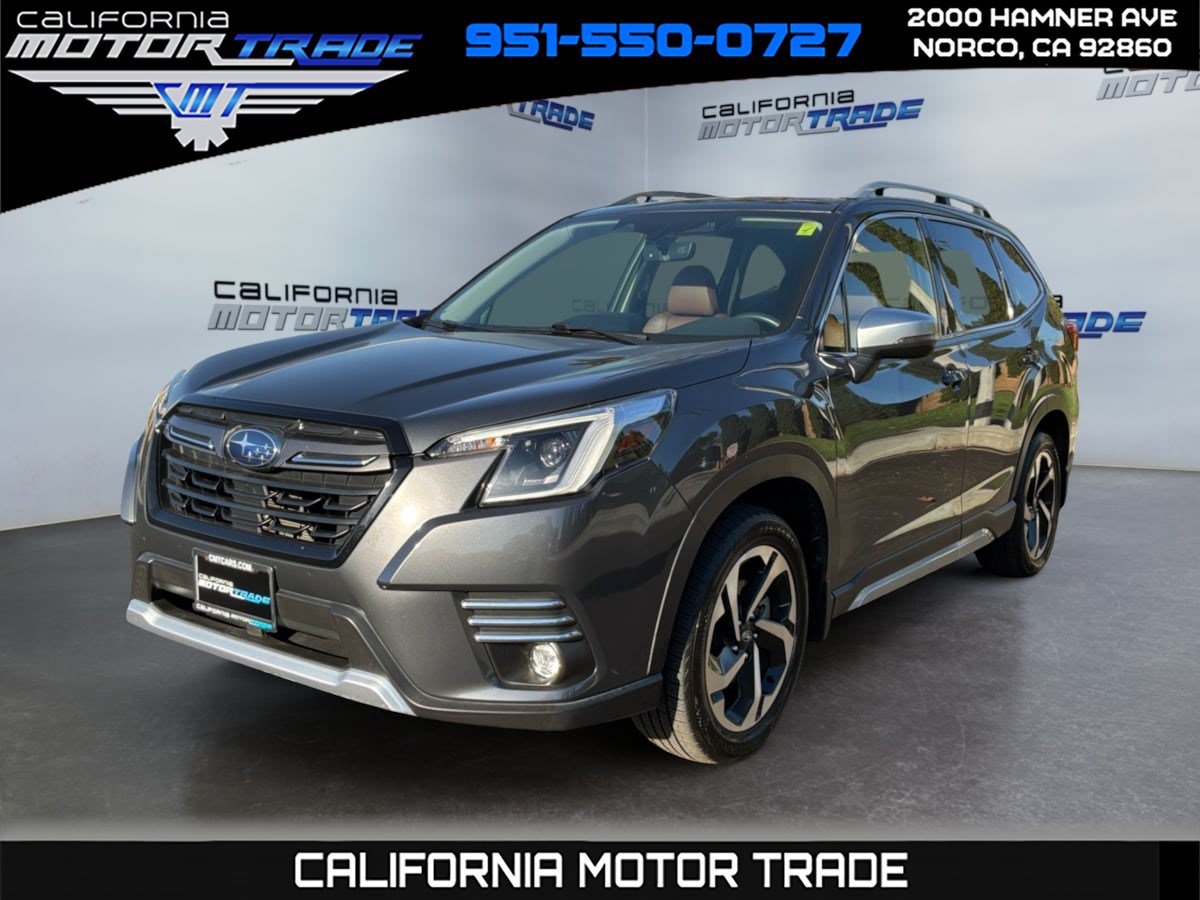 Used 2023 Subaru Forester Touring AWD/4WD image 1