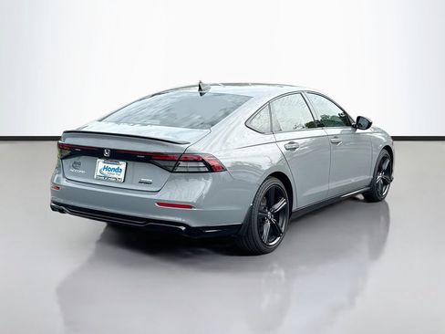 Used 2025 Honda Accord Sport image 8
