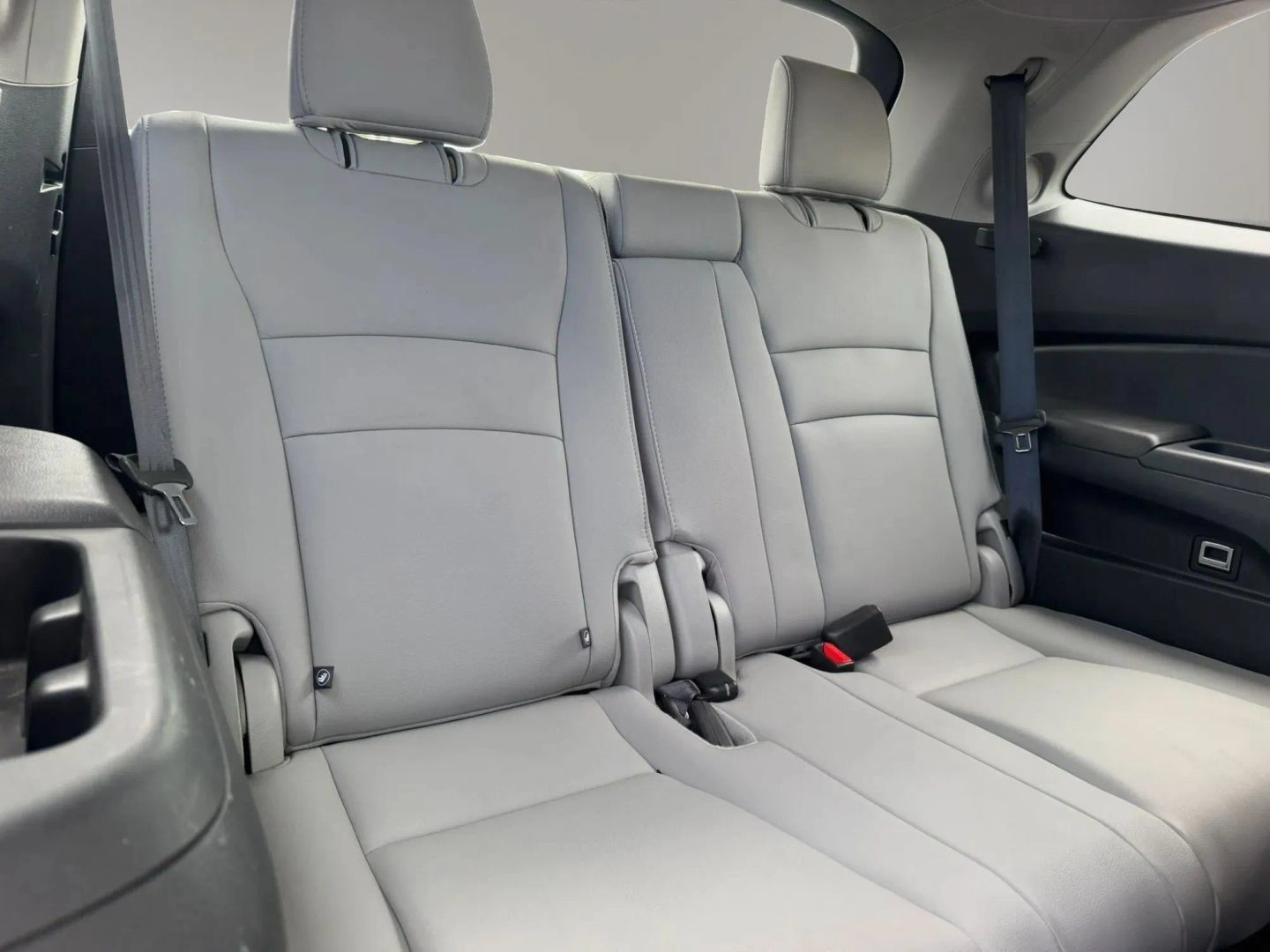 Used 2017 Honda Pilot Touring image 19