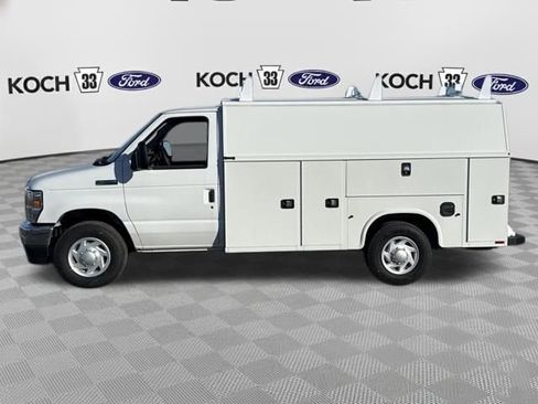 New 2026 Ford E-350 and Econoline 350 Super Duty w/ Power Equipment Group RWD image 2