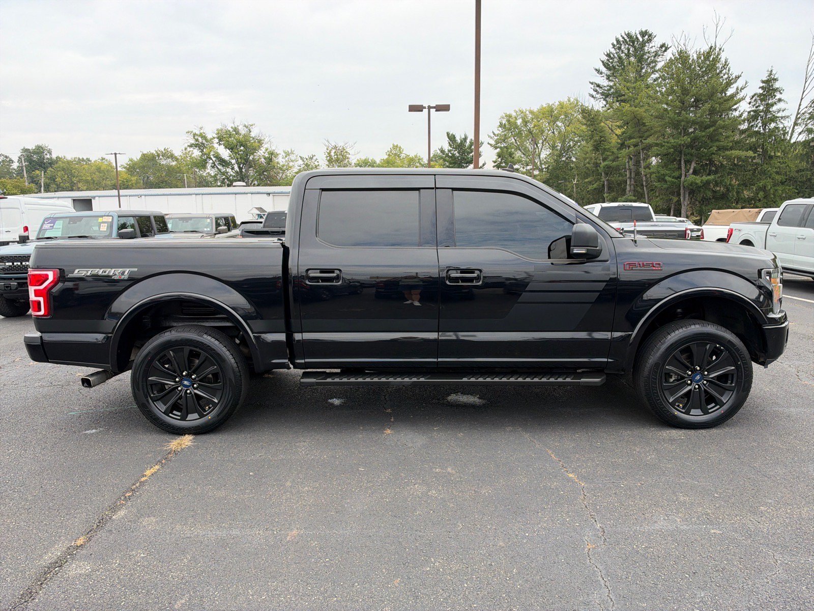 Used 2020 Ford F150 XLT w/ Equipment Group 302A Luxury AWD/4WD image 15