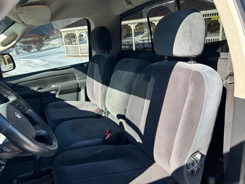 Used 2005 Dodge Ram 1500 Truck SLT w/ Sport Appearance Group image 12