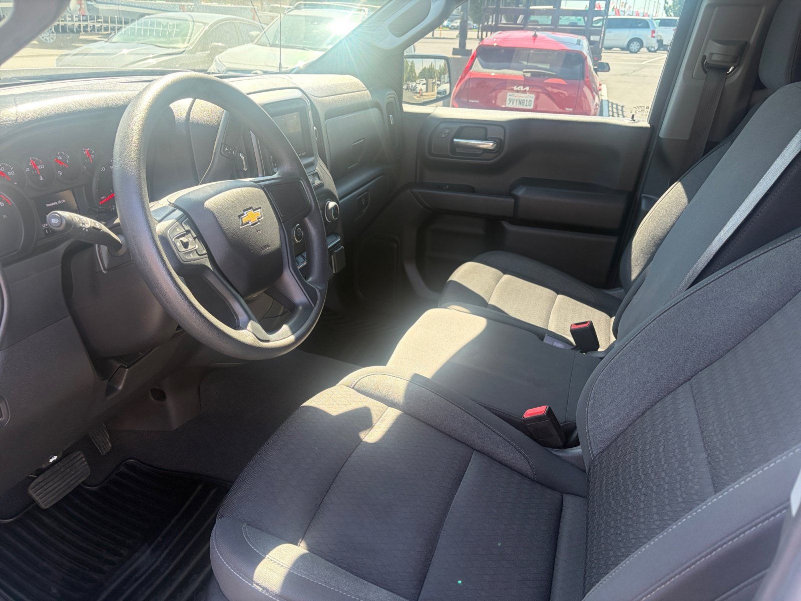 Certified 2024 Chevrolet Silverado 1500 Custom AWD/4WD image 10