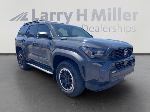 Used 2025 Toyota 4Runner TRD Off-Road AWD/4WD image 7