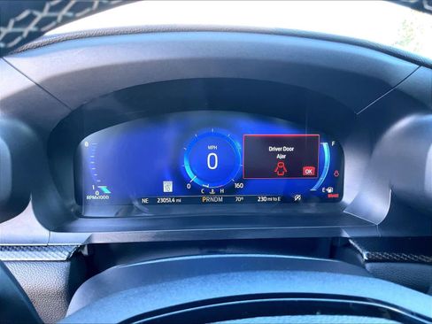 Used 2023 Ford Explorer ST w/ Equipment Group 401A image 21