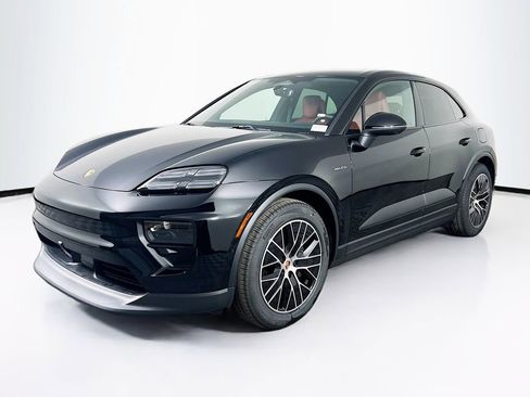 New 2026 Porsche Macan 4 Electric image 1