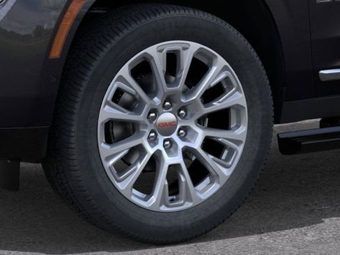 New 2026 GMC Yukon Denali w/ Sun & Power Step Package AWD/4WD image 9
