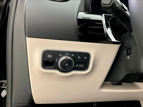 Certified 2026 Mercedes-Benz GLA 250 4MATIC image 37