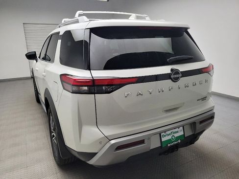 Used 2022 Nissan Pathfinder Platinum w/ Cargo Package AWD/4WD image 6
