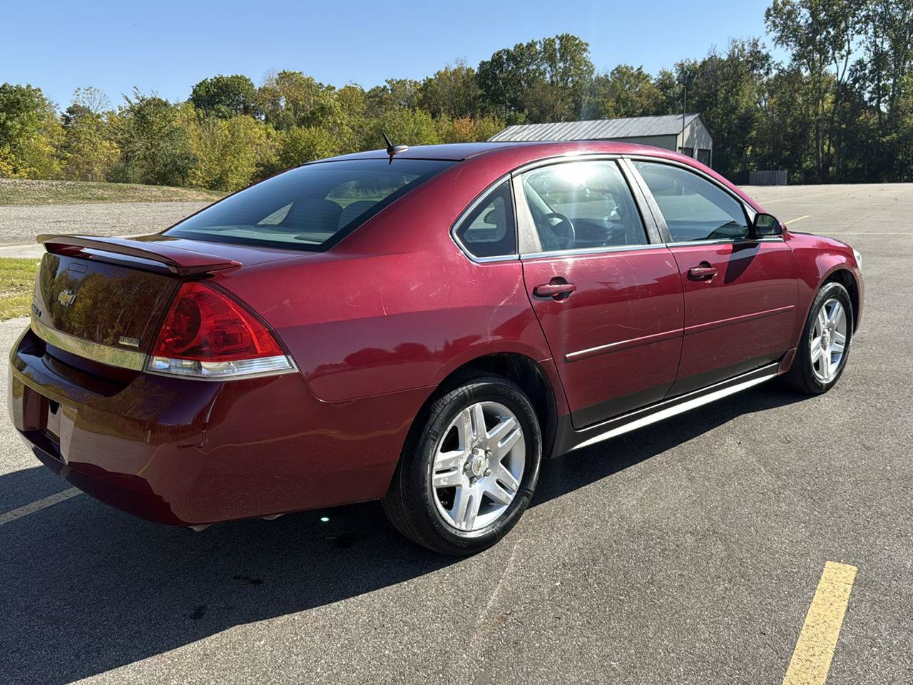 Used 2011 Chevrolet Impala LT FWD image 5