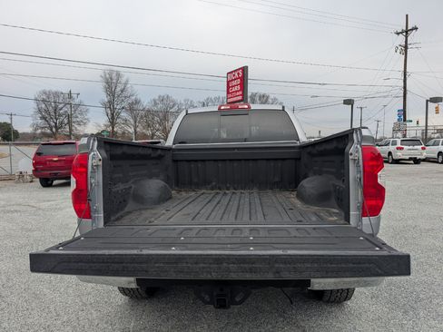 Used 2016 Toyota Tundra SR5 w/ SR5 Upgrade Package image 22