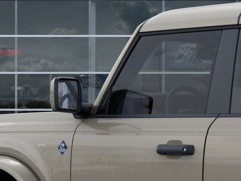 New 2026 Ford Bronco Outer Banks image 22