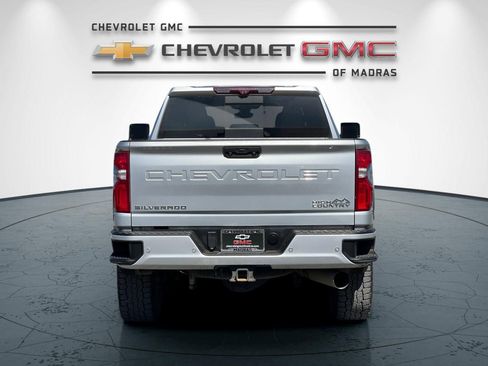 Used 2021 Chevrolet Silverado 3500 High Country w/ Z71 Off-Road Package AWD/4WD image 4