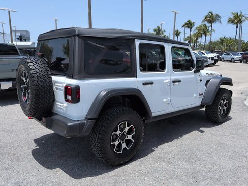 Used 2022 Jeep Wrangler Unlimited Rubicon AWD/4WD image 5