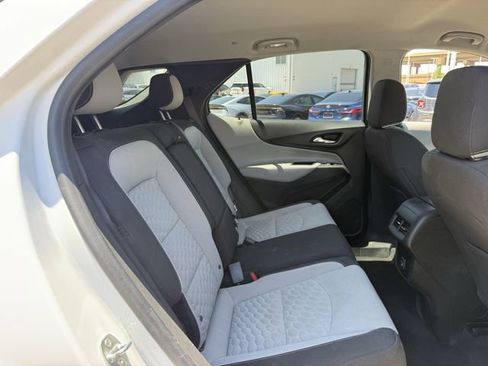 Used 2021 Chevrolet Equinox LT FWD image 28